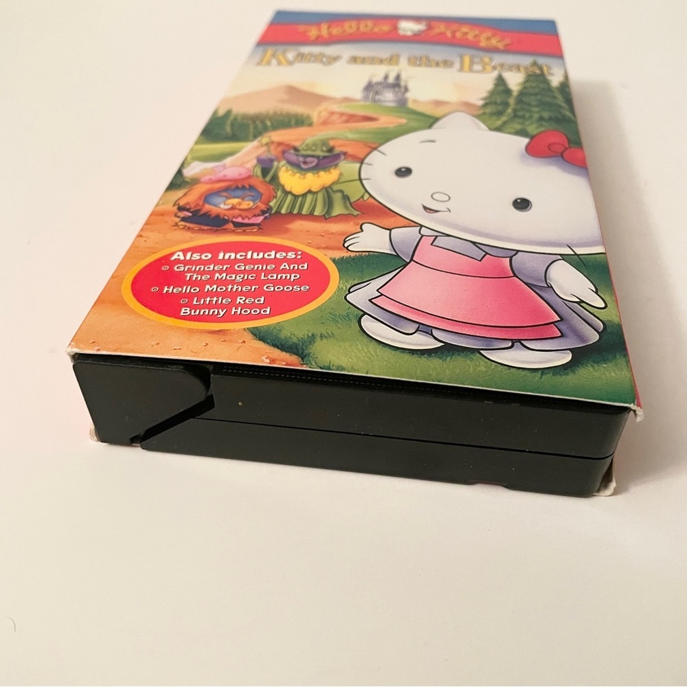 Vintage 1998 Hello Kitty Kitty and the Beast VHS Tape Furry Tale Theater - Picture 4 of 16